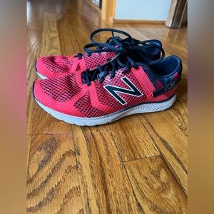 Women’s new balance sneakers